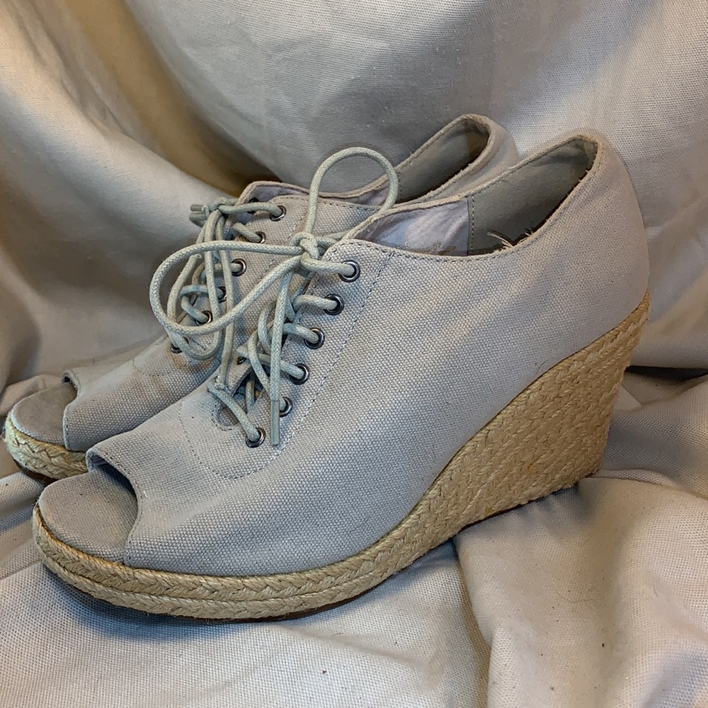 J Jill almost NEW leather/canvas espadrilles